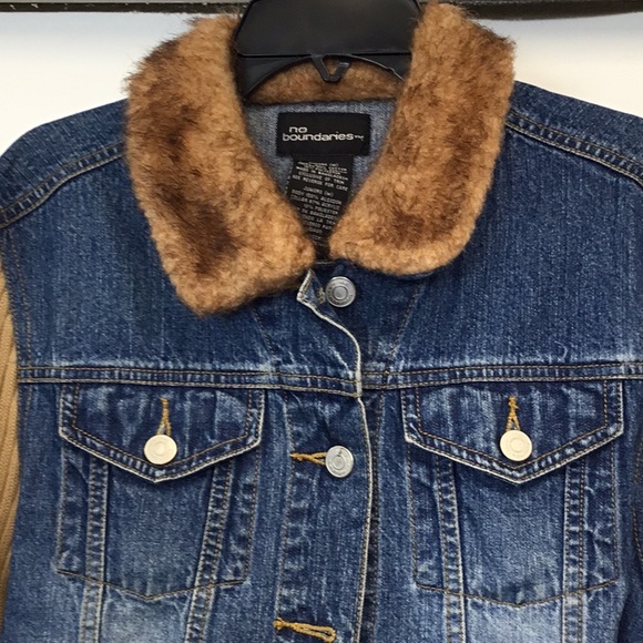 Jean/sweater Jacket Juniors - Picture 2 of 5